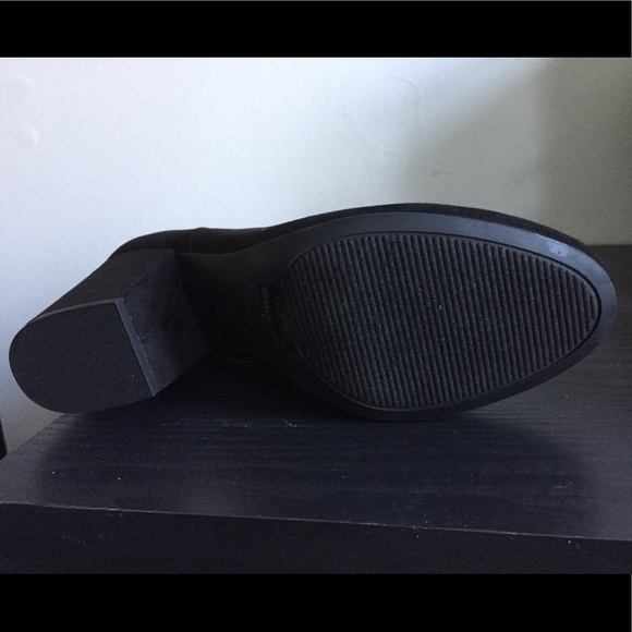 Guess Heeled Ankle Boots - Picture 3 of 5